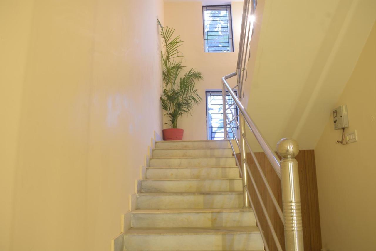 The Greenstar Inn Premium Bhubaneswar Extérieur photo